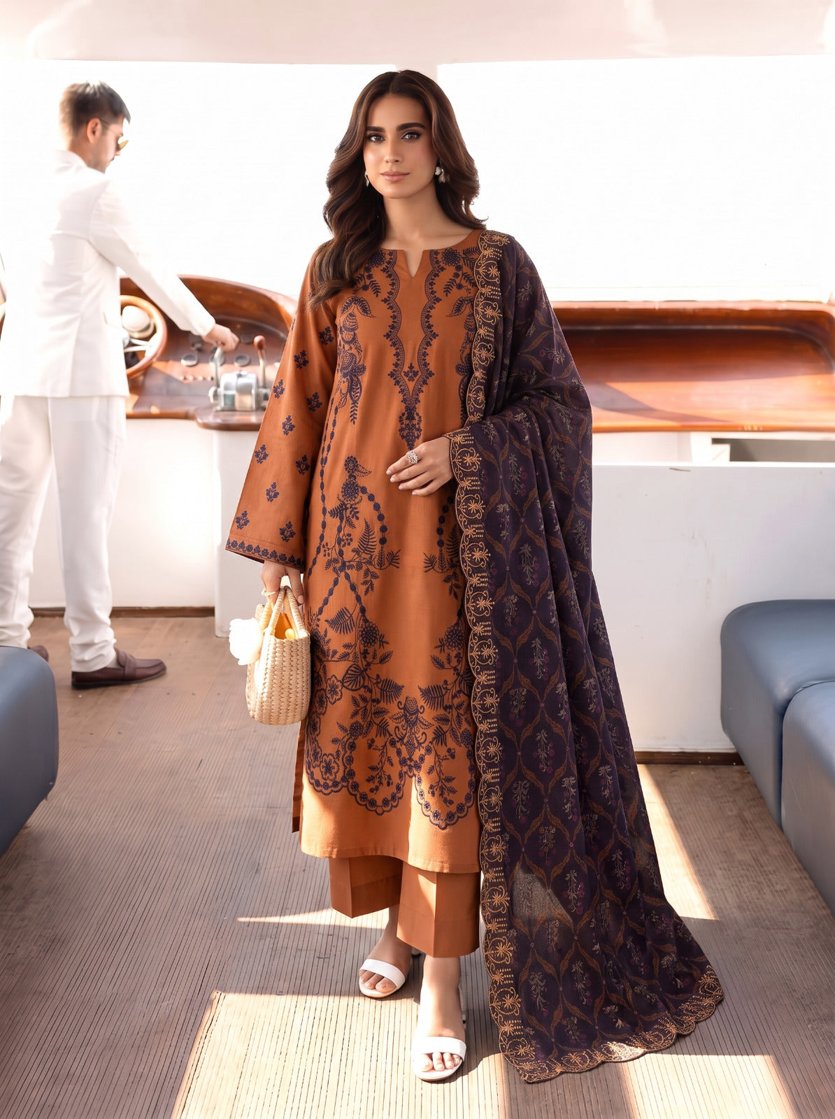 HY Lawn Embroidered 3Piece D-010